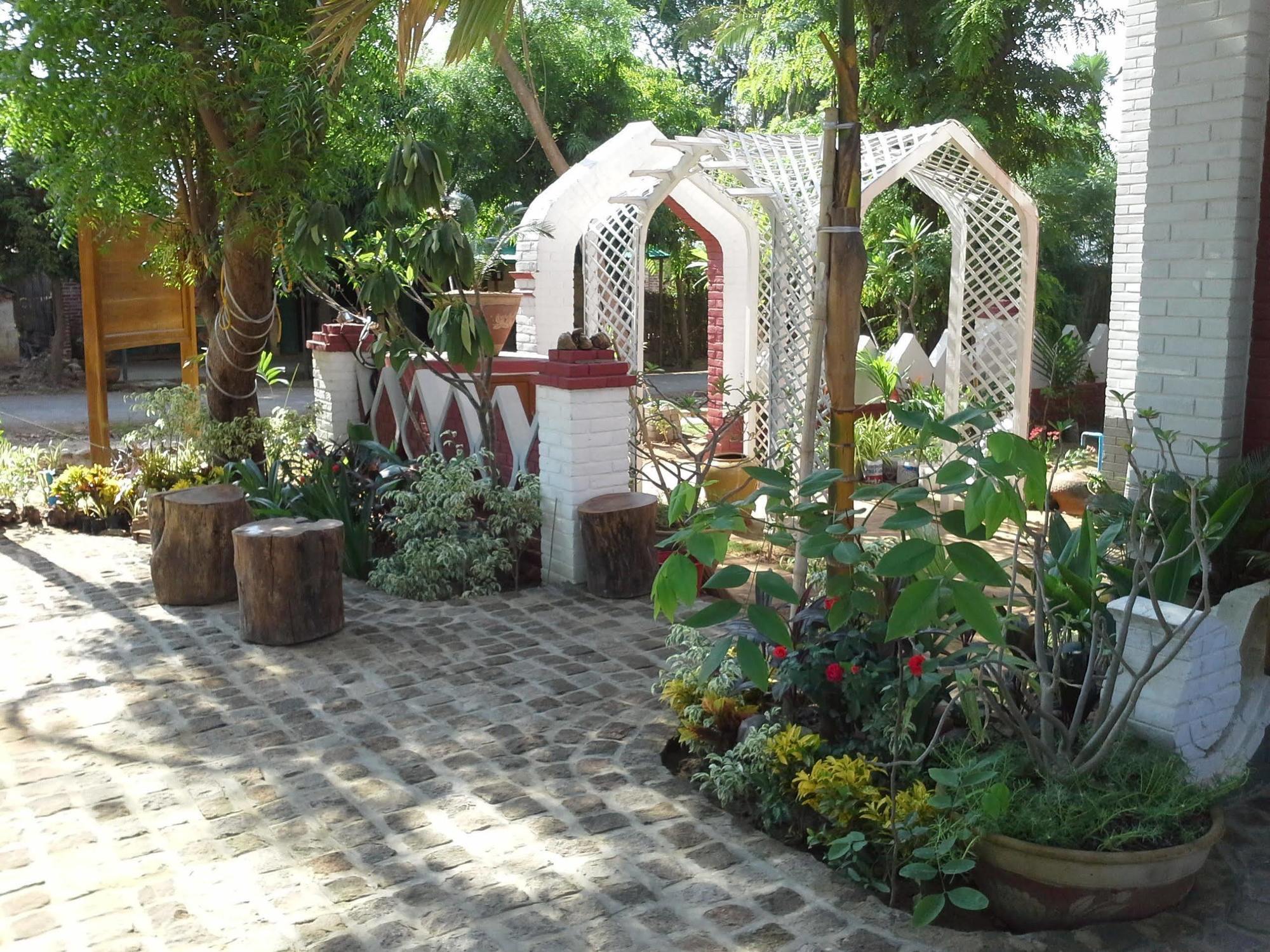 New Bagan Bagan Empress Hotel מראה חיצוני תמונה